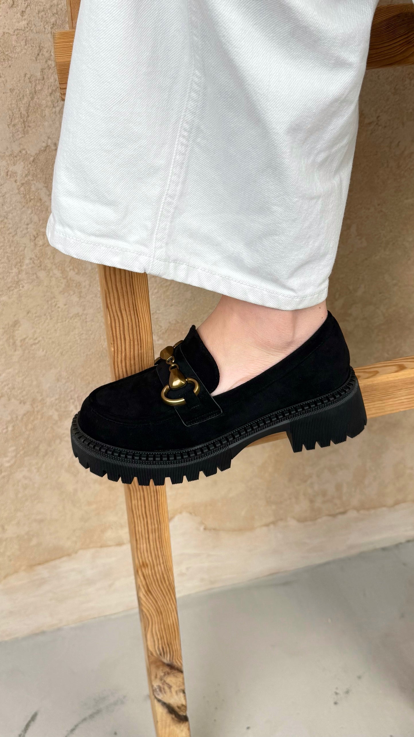 Лофери чорні замш (золота фурнітура)