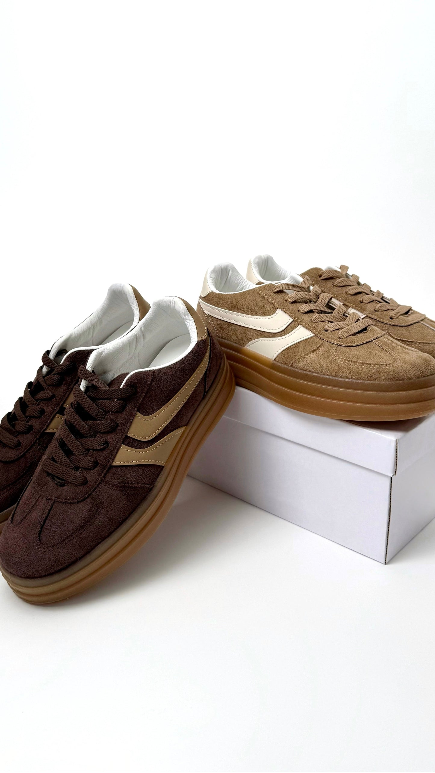 Кеди замшеві бежеві