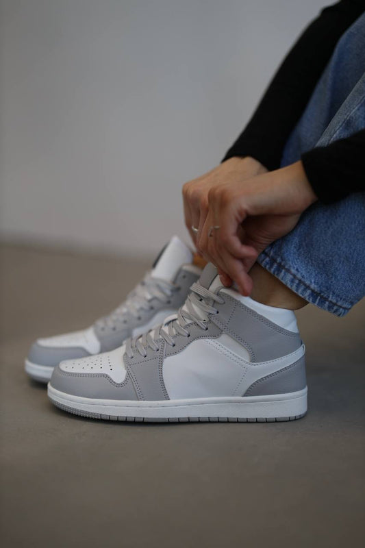 Кросівки Jordan білі з сірим